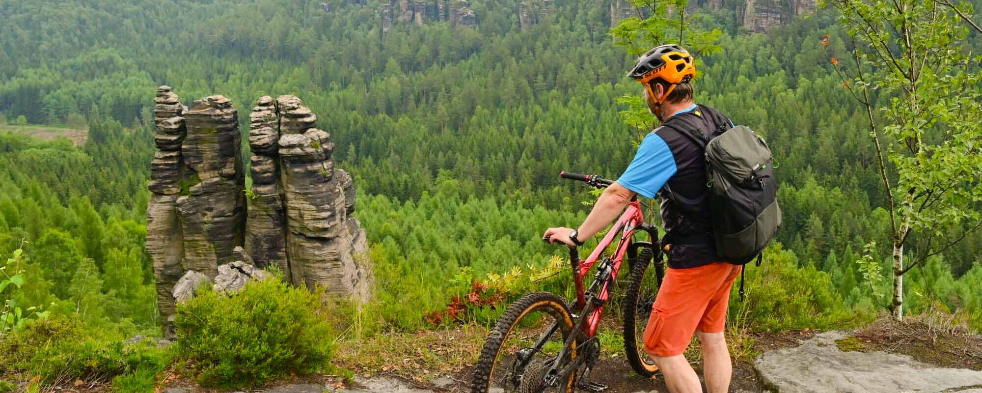 Mountainbiker Grenzplatte